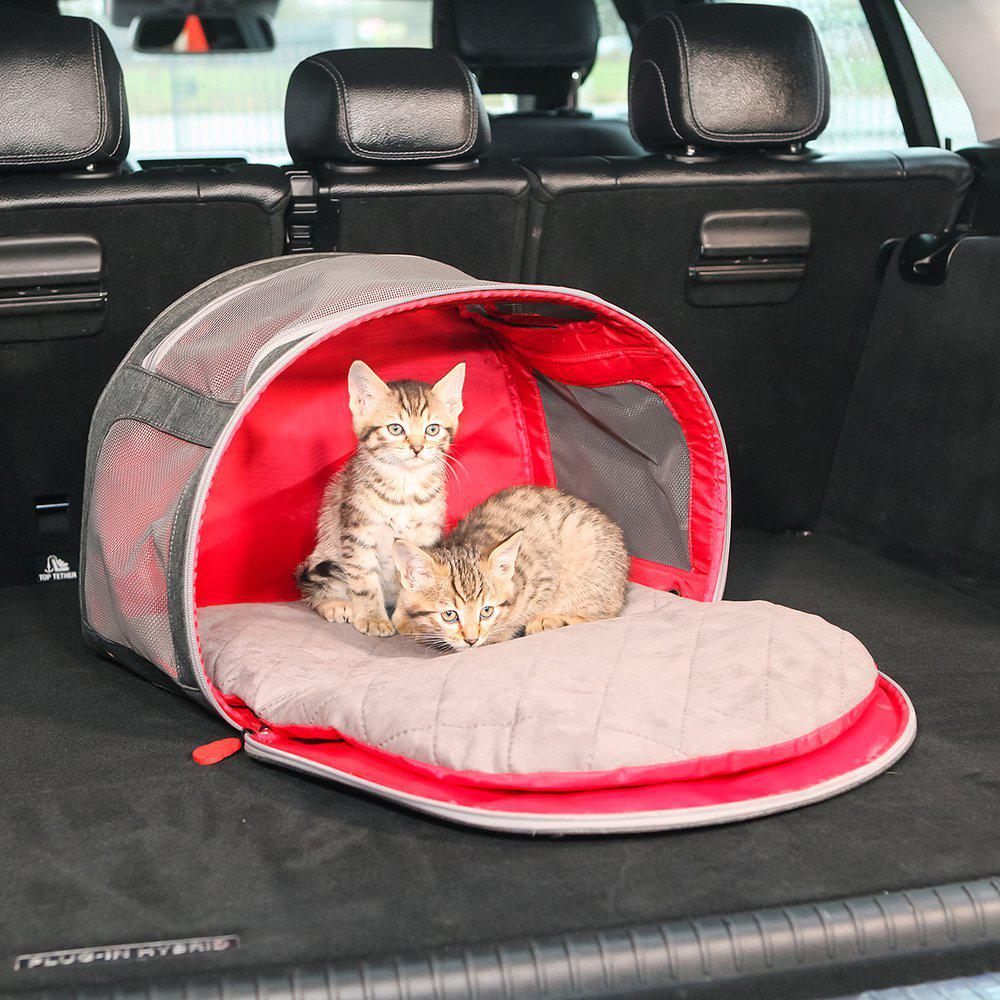 Kong 2-in-1 Pet Carrier & Travel Mat 51x23x33cm